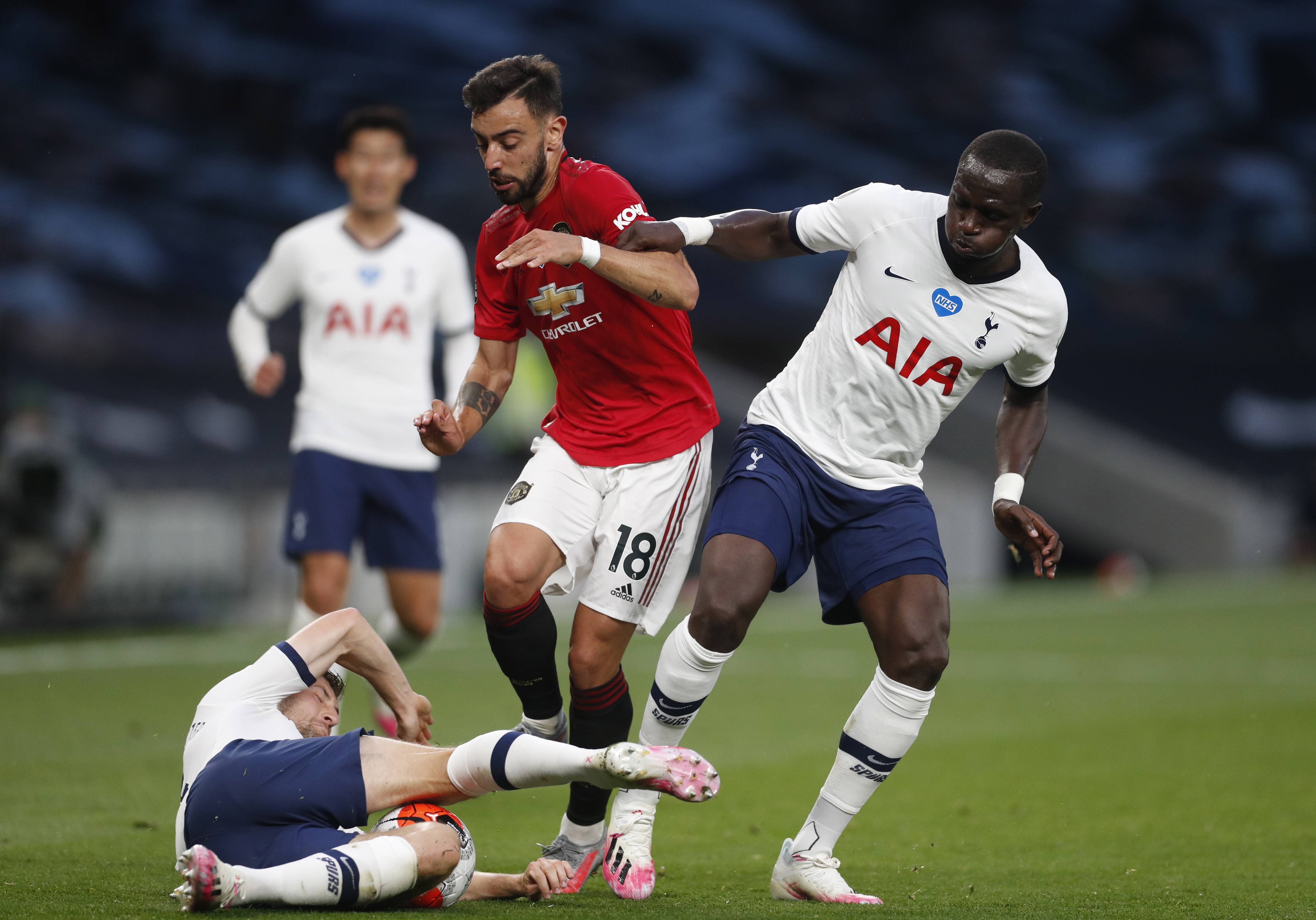 求以及记者 求以及记者